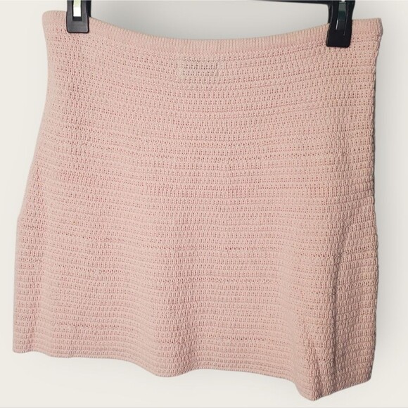 PacSun Pink Crochet Knit Mini Skirt Size Small - Picture 3 of 8